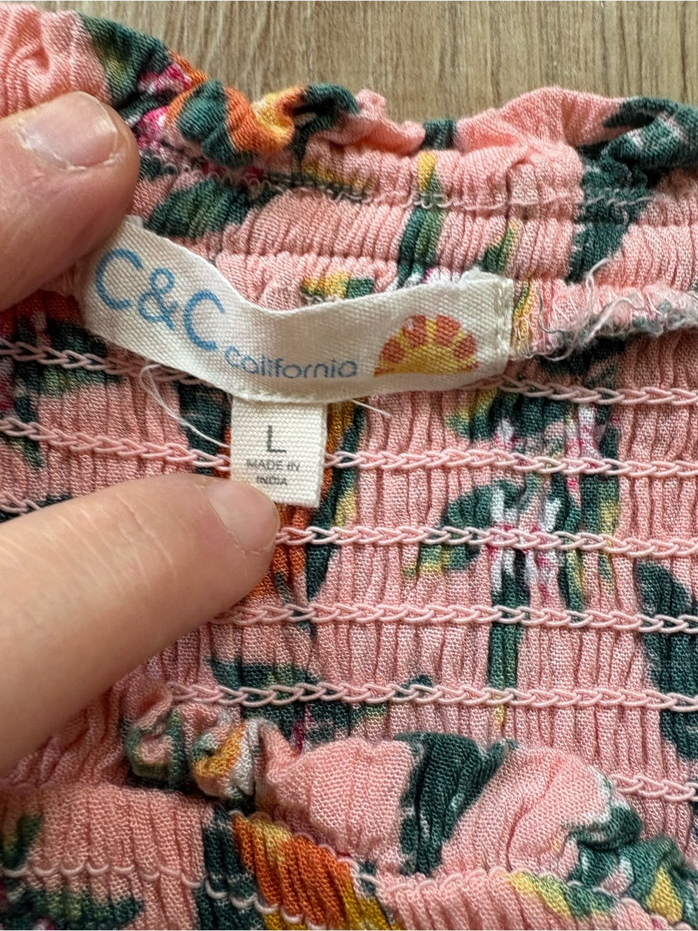 C&C California Flowy Pink Tropical Print Smocked Summer Dress - Picture 3 of 4